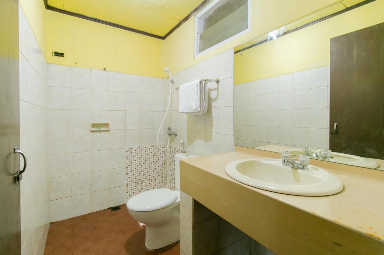 Hotel Oyo 1924 Rafflesia 2*